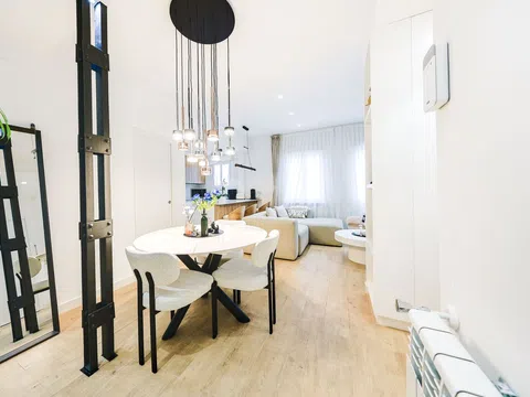Flat in calle de Francisco Silvela - Photo 13