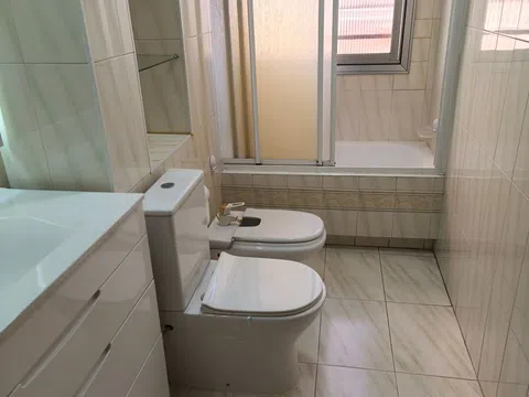 Flat in calle de Ramón Gómez de la Serna, 5 - Photo 13