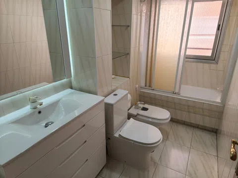 Flat in calle de Ramón Gómez de la Serna, 5 - Photo 14