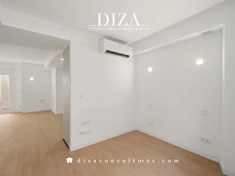Flat in calle de Abel - Photo 11