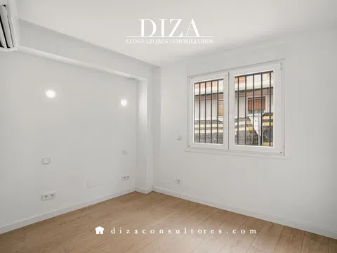 Flat in calle de Abel - Photo 9