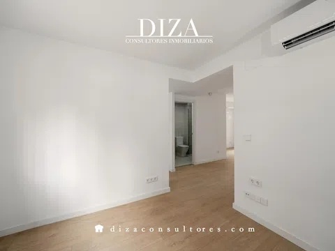 Flat in calle de Abel - Photo 10