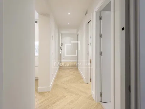 Flat in calle de Goya - Photo 19