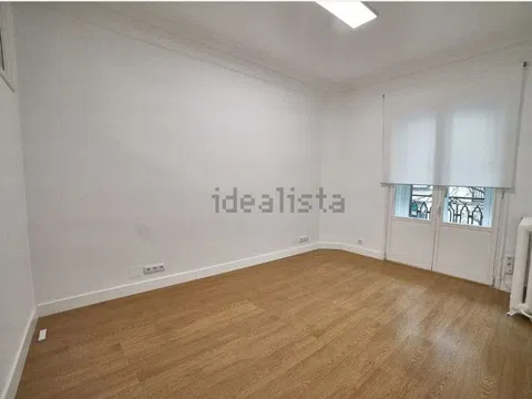 Flat in calle de Claudio Coello - Photo 2