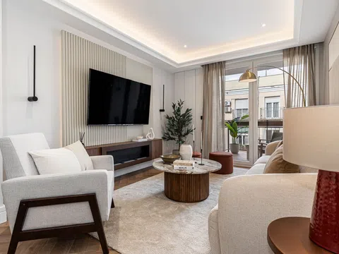 Flat in calle de Granada - Photo 2