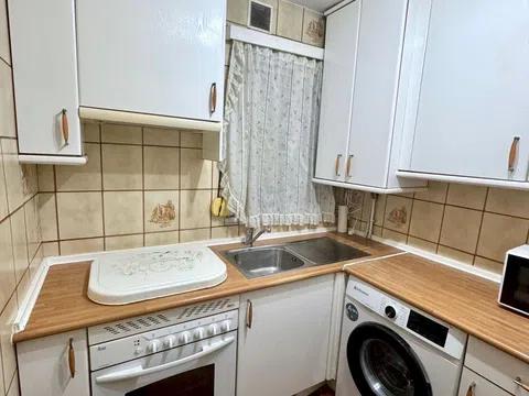 Flat in calle Helena de Troya - Photo 7