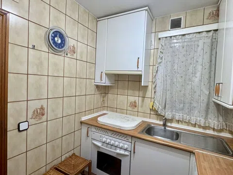 Flat in calle Helena de Troya - Photo 8
