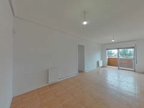 Flat in calle Besolla - Photo 12