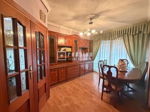 Flat in calle de Blas Cabrera - Photo 2