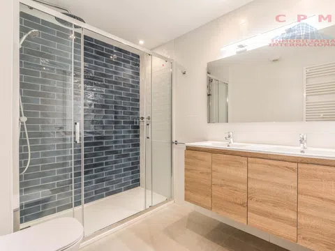Duplex - Photo 14