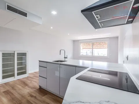 Duplex - Photo 4