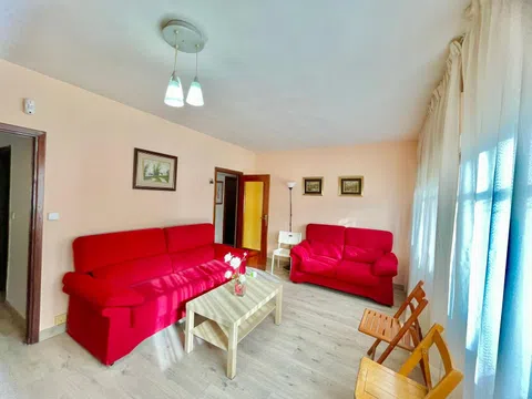 Flat - Photo 2