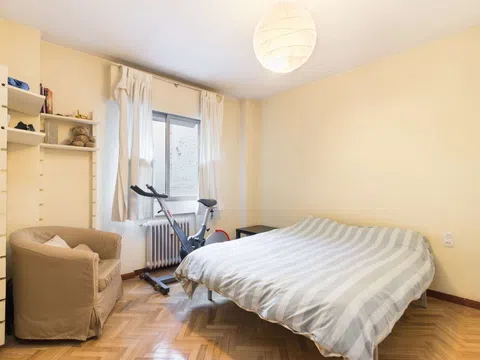 Flat in calle de Recaredo - Photo 18
