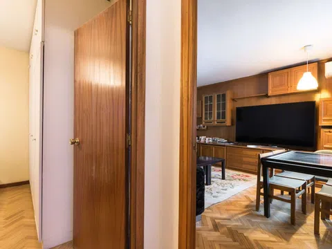 Flat in calle de Recaredo - Photo 6
