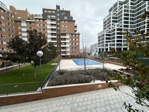 Duplex in calle de María de las Mercedes de Borbón, 232 -236 - Photo 17
