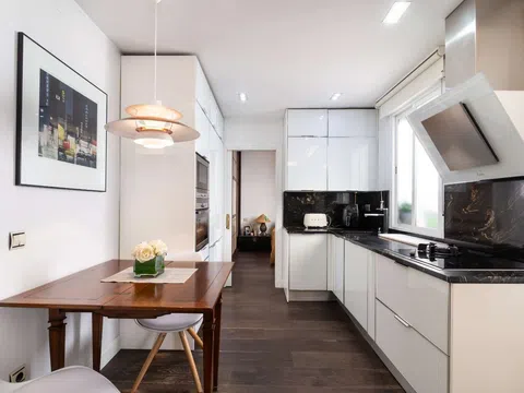 Flat in calle de Gutenberg - Photo 3