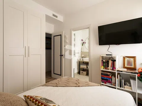 Flat in calle de Gaztambide - Photo 20