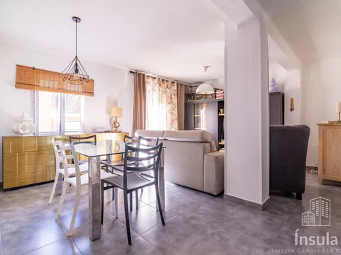 Flat in calle de Ramón Azorín, 28 - Photo 2