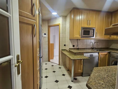 Flat in calle de Ibiza - Photo 13