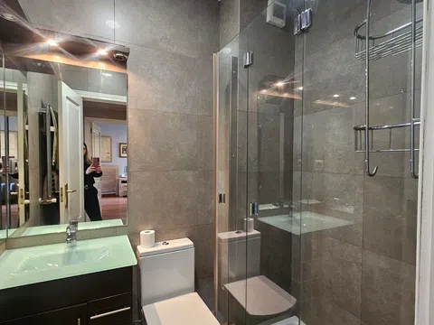 Flat in calle de Ibiza - Photo 9