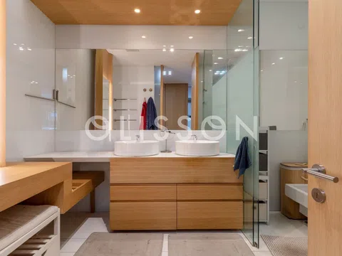 Duplex - Photo 13