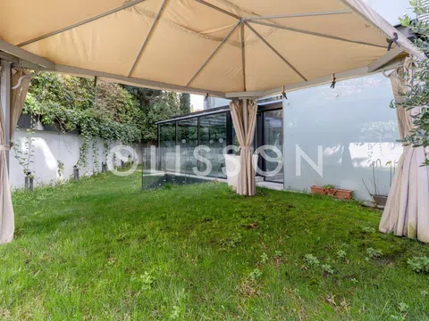 Duplex - Photo 19
