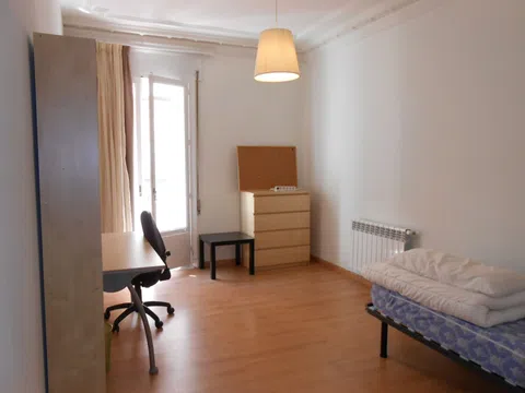 Flat in plaza de Isabel II no number - Photo 2