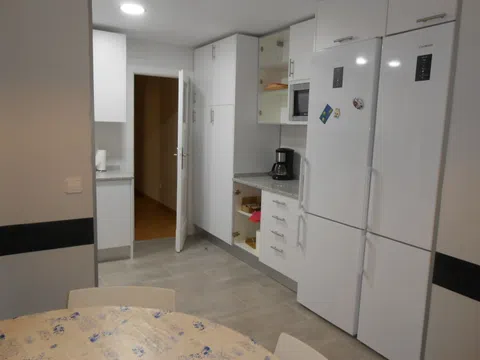 Flat in plaza de Isabel II no number - Photo 3