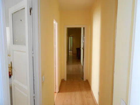 Flat in plaza de Isabel II no number - Photo 5