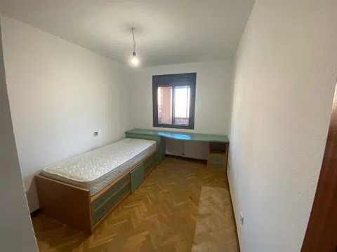 Flat in calle de San Marino - Photo 15