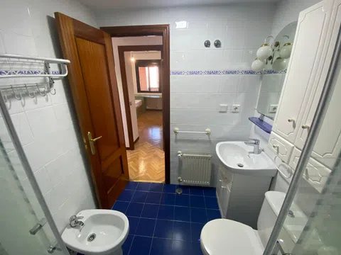 Flat in calle de San Marino - Photo 16
