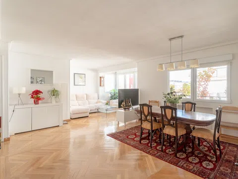 Flat in calle de Guatemala - Photo 1