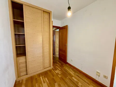 Flat in calle de Vicenta Jiménez - Photo 13