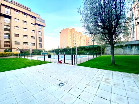 Flat - Photo 2