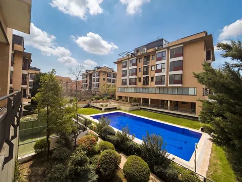 Flat in calle de Arturo Soria, 168 - Photo 1