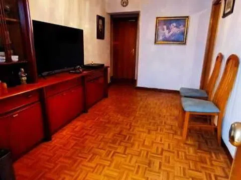 Flat in calle Martell - Photo 2