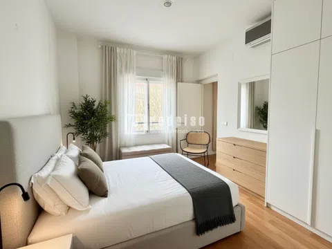 Flat in calle de Bravo Murillo - Photo 18