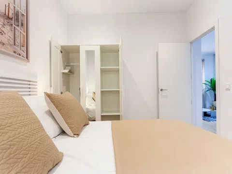 Flat in calle de Rodrigo de Guevara - Photo 15
