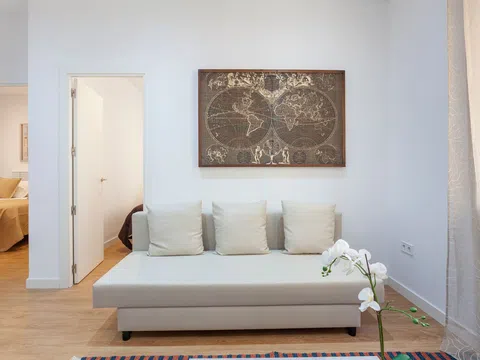 Flat in calle de Rodrigo de Guevara - Photo 3
