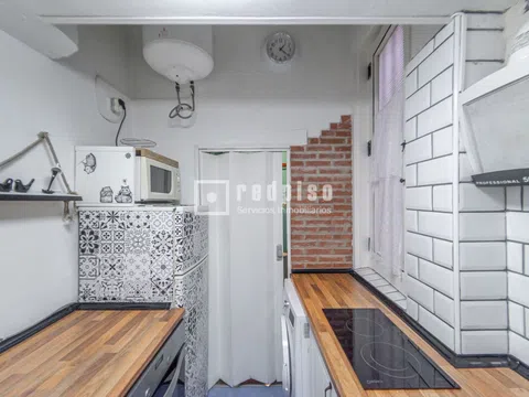 Flat - Photo 2
