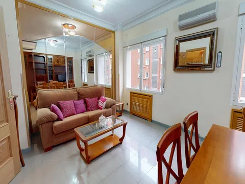 Flat in CL Patio De La Litografia - Photo 7