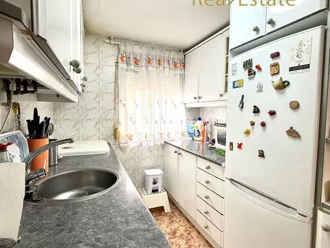 Flat in calle de Pedreña - Photo 9