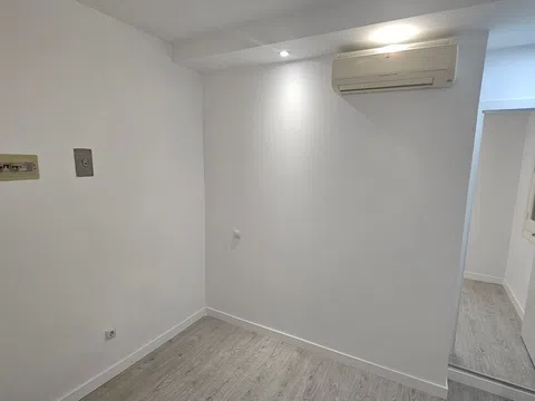 Flat in calle de Cristóbal Bordiú - Photo 15