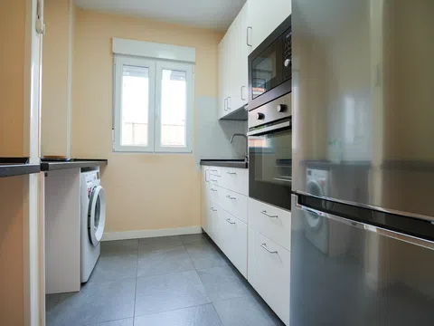 Flat in calle de Marcelo Usera - Photo 11