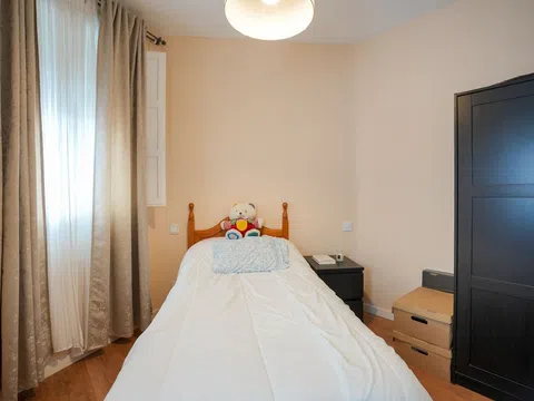 Flat in calle de Marcelo Usera - Photo 18