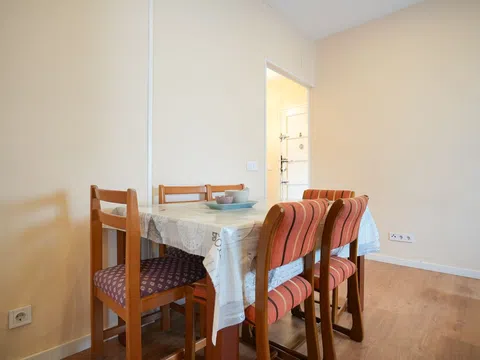 Flat in calle de Marcelo Usera - Photo 6