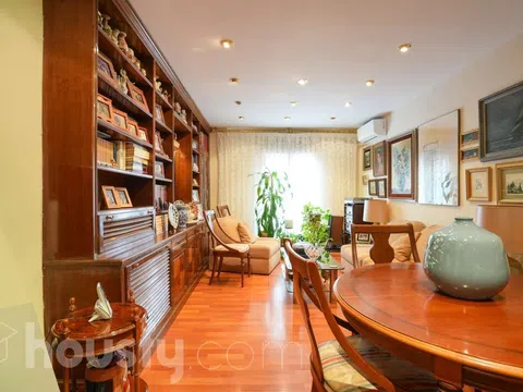 Flat in calle Alcalá - Photo 2