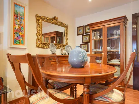 Flat in calle Alcalá - Photo 11