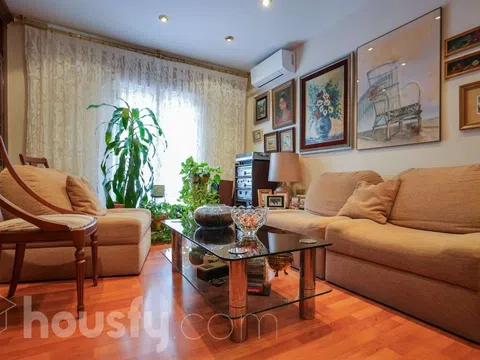 Flat in calle Alcalá - Photo 6