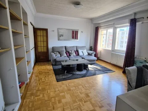 Flat in calle del General Ricardos - Photo 2